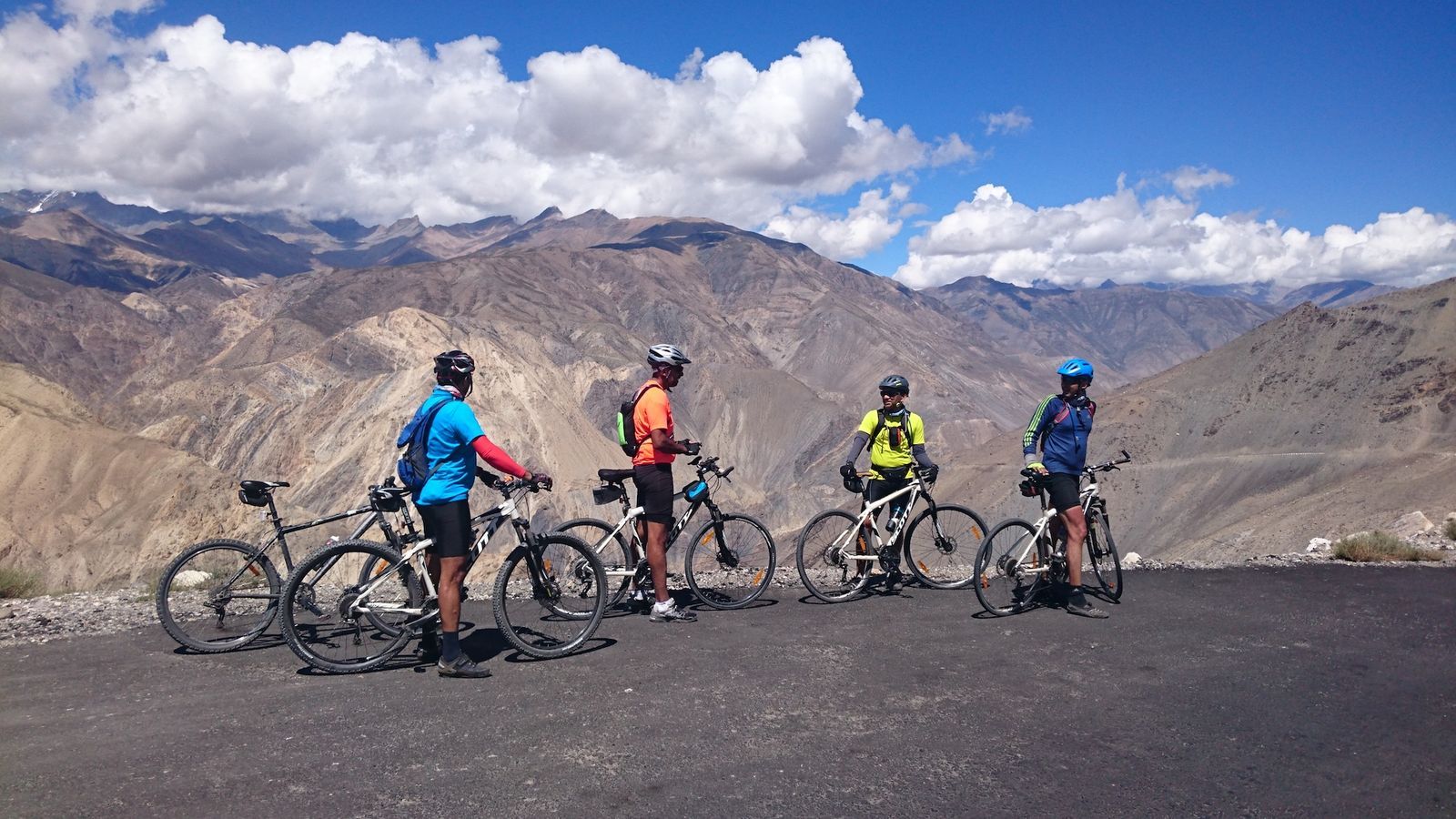 Cycling in Spiti Valley: The Cold Desert Expedition 10 Days